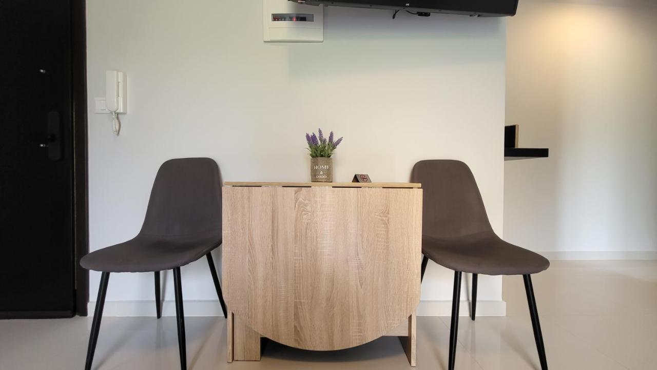 Konnet Apartment Rhodes City Buitenkant foto