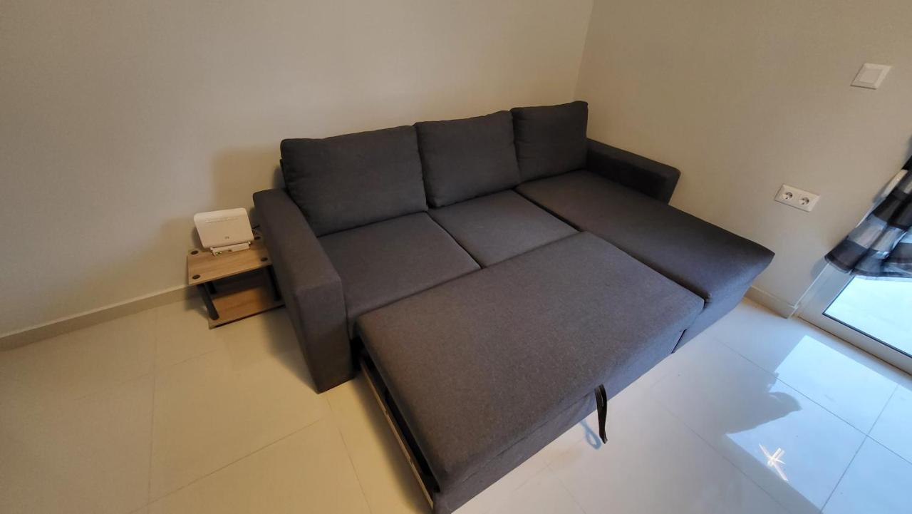 Konnet Apartment Rhodes City Buitenkant foto