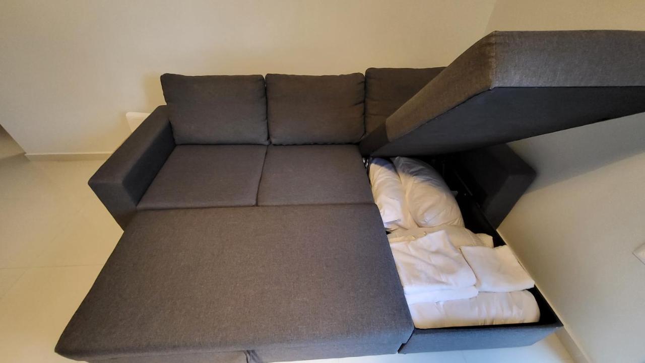 Konnet Apartment Rhodes City Buitenkant foto