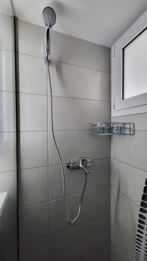 Konnet Apartment Rhodes City Buitenkant foto